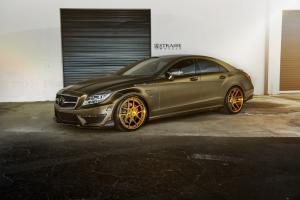 Mercedes-Benz CLS63 AMG on Strasse Wheels (SM5) '2015